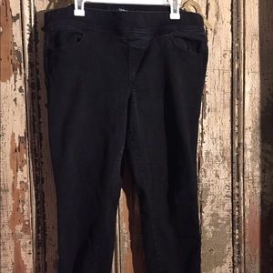 Torrid Black Pull-up Skinny Jeans